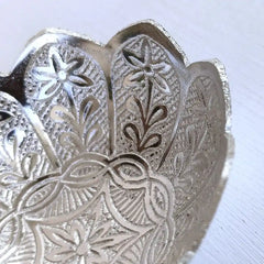 Silver Lotus Bowl Set with Embossed Tray - Kitchenware - Set of 2 Bowls Spoon with Tray